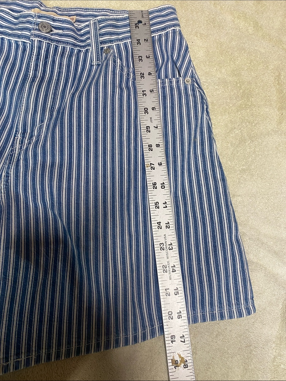 Levi's Blue and White Stripe High-Waist Women's Shorts - Picture 2 of 10